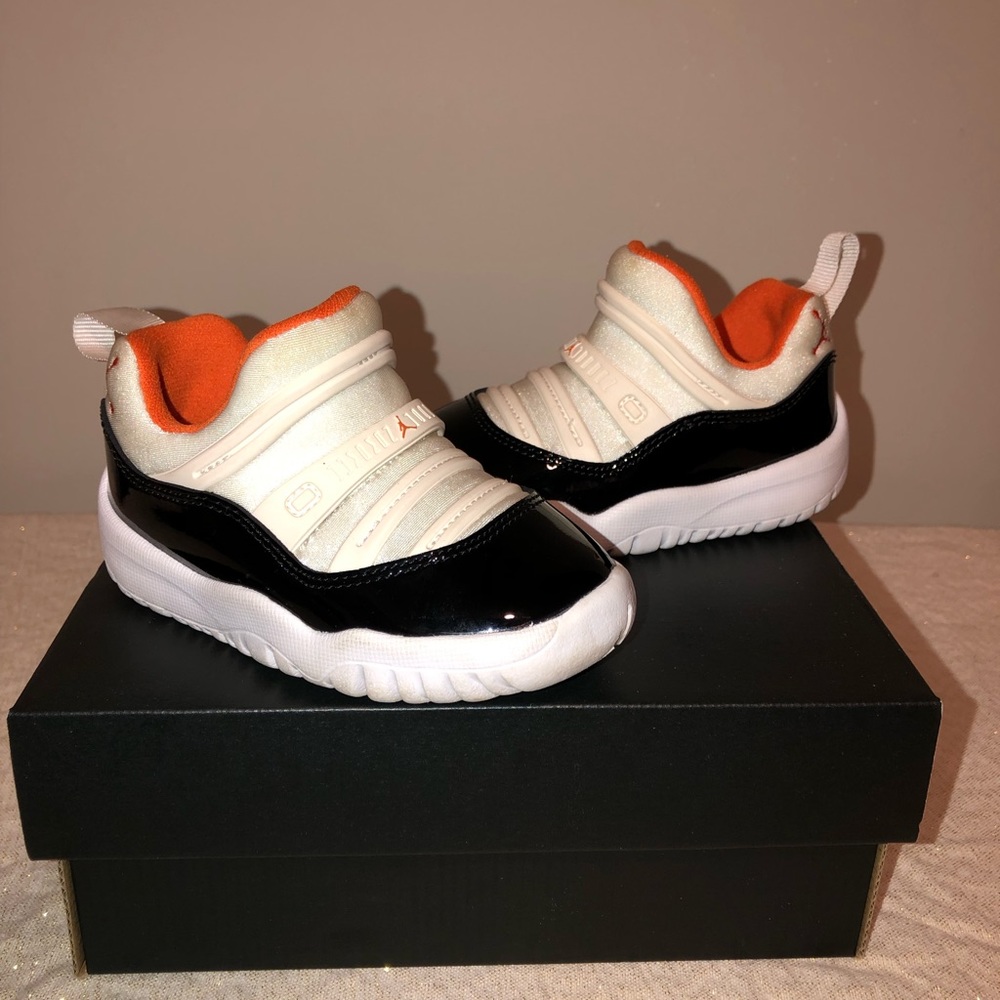 JORDAN 11 RETRO LITTLE FLEX TODDLER SIZE 6